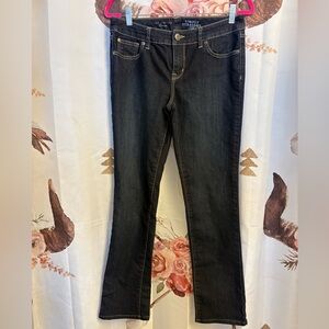Size 8 the limited straight jeans​